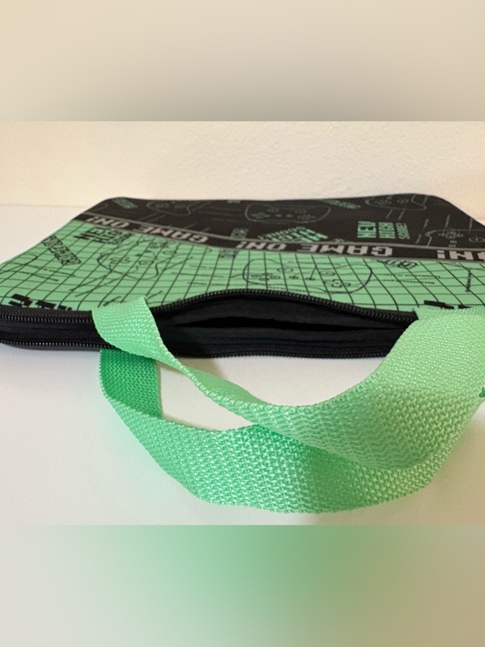 BioWorld Game On Neoprene Tech Case - Picture 2 of 11